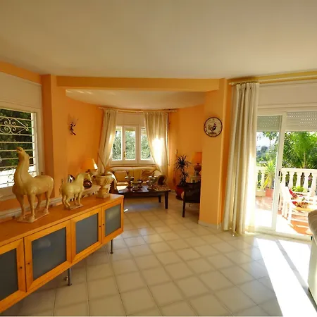 Villa Paradise House *
