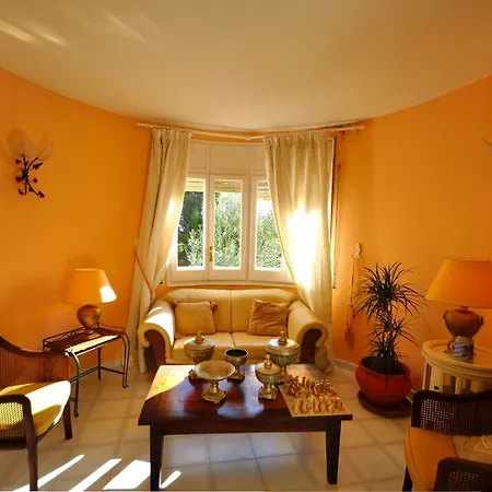 Paradise House *